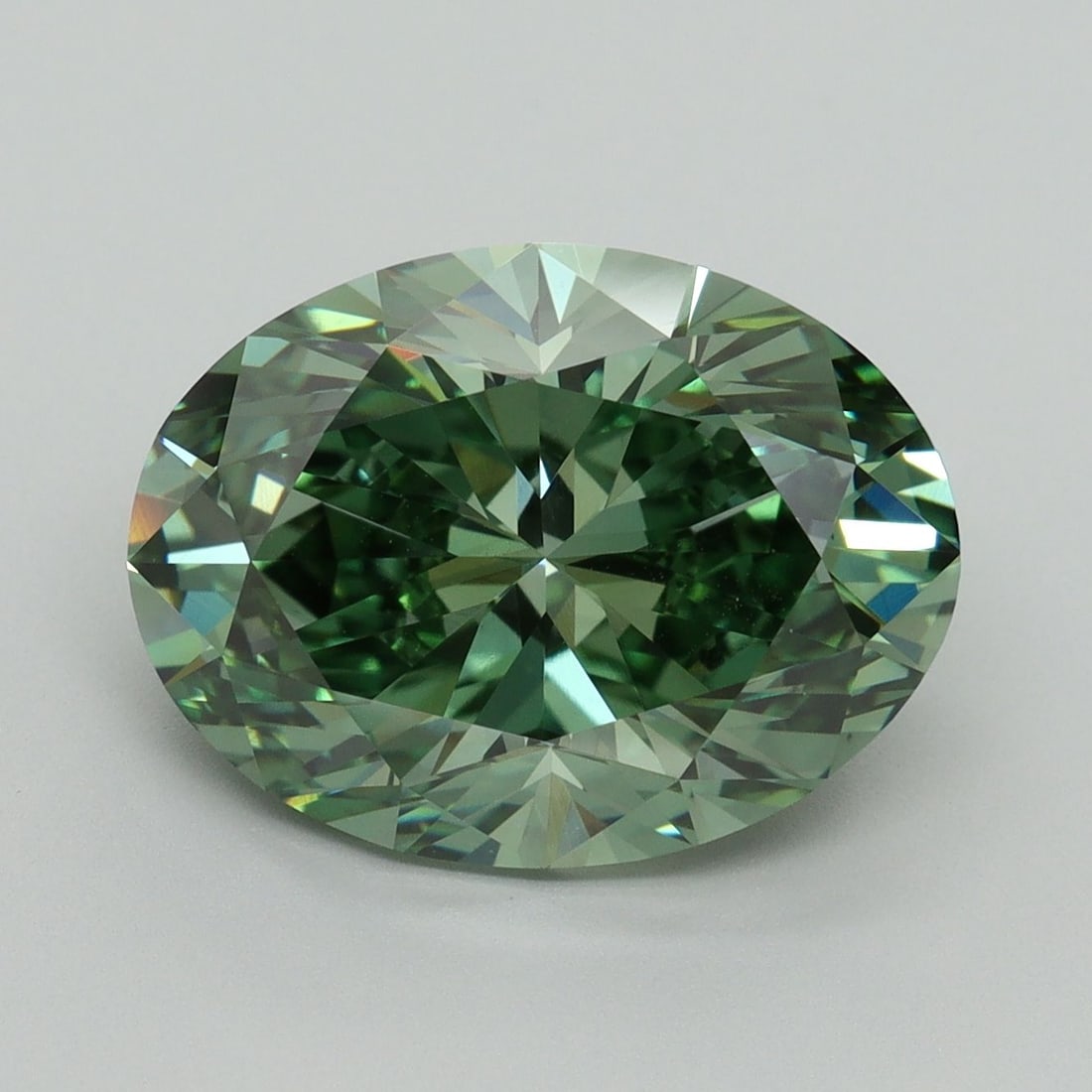 Loose Diamond - OVAL 6.0ct Fancy Vivid Green VS1: Loose Diamond - OVAL 6.0ct Fancy Vivid Green VS1 Source: This is a real non-mined Diamond that has been grown in a lab Shape: OVAL Carats: 6.0 Color: Fancy Vivid Green Certification: IGI Video: