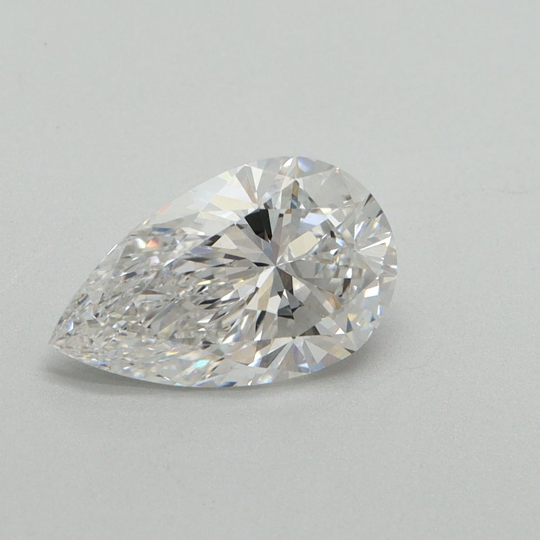 Loose Diamond - PEAR 1.62ct D VS1: Loose Diamond - PEAR 1.62ct D VS1 Source: This is a real non-mined Diamond that has been grown in a lab Shape: PEAR Carats: 1.62 Color: D Clarity: VS1 Certification: IGI Video:
