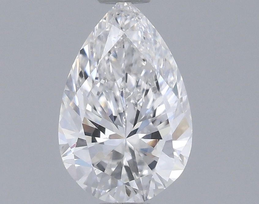 Loose Diamond - PEAR 0.7ct D VVS2: Loose Diamond - PEAR 0.7ct D VVS2 Source: This is a real non-mined Diamond that has been grown in a lab Shape: PEAR Carats: 0.7 Color: D Clarity: VVS2 Certification: IGI Video: