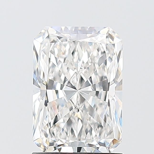 Loose Diamond - RADIANT 1.58ct E VVS2: Loose Diamond - RADIANT 1.58ct E VVS2 Source: This is a real non-mined Diamond that has been grown in a lab Shape: RADIANT Carats: 1.58 Color: E Clarity: VVS2 Certification: IGI Video: