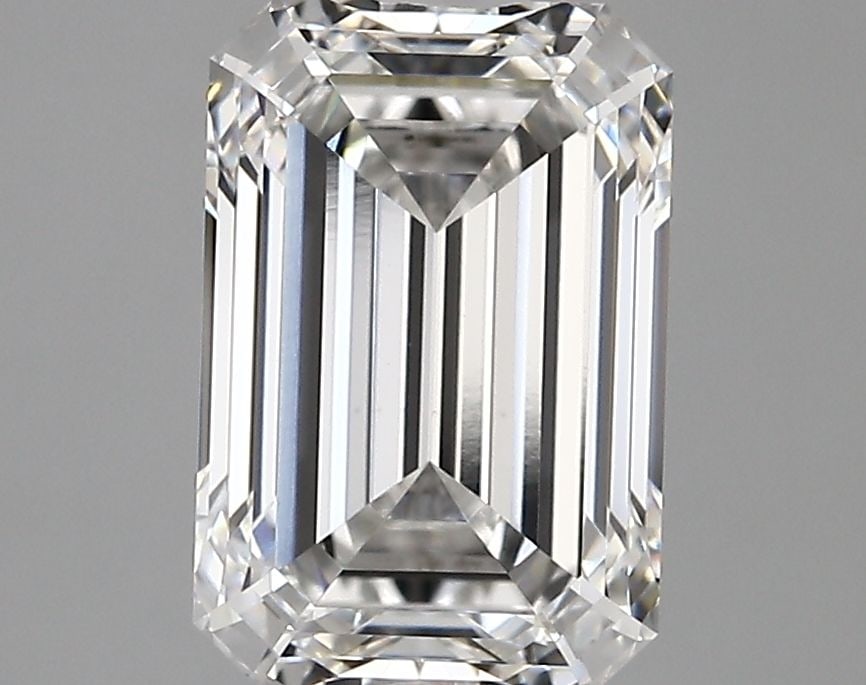 Loose Diamond - EMERALD 2.97ct E VVS2: Loose Diamond - EMERALD 2.97ct E VVS2 Source: This is a real non-mined Diamond that has been grown in a lab Shape: EMERALD Carats: 2.97 Color: E Clarity: VVS2 Certification: IGI Video: