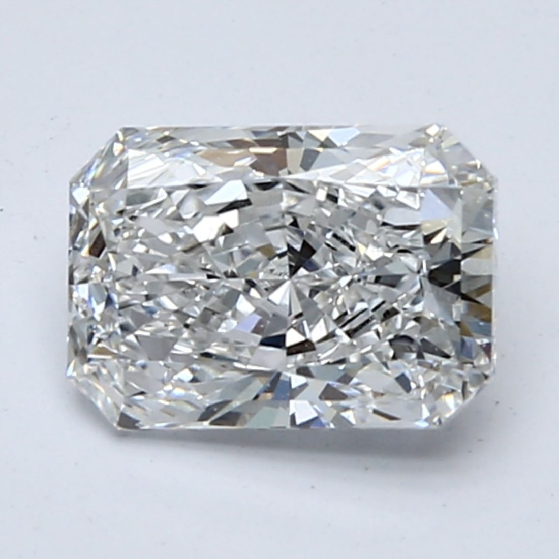 Loose Diamond - RADIANT 2.03ct D VS1: Loose Diamond - RADIANT 2.03ct D VS1 Source: This is a real non-mined Diamond that has been grown in a lab Shape: RADIANT Carats: 2.03 Color: D Clarity: VS1 Certification: IGI Video: