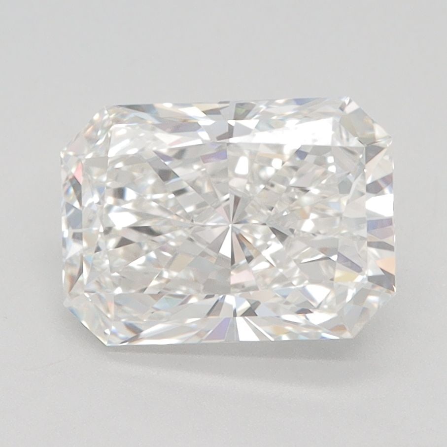 Loose Diamond - RADIANT 2.14ct G VVS2: Loose Diamond - RADIANT 2.14ct G VVS2 Source: This is a real non-mined Diamond that has been grown in a lab Shape: RADIANT Carats: 2.14 Color: G Clarity: VVS2 Certification: IGI Video: