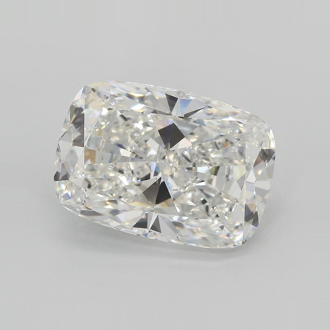 Loose Diamond - CUSHION MODIFIED 11.23ct G VVS2: Loose Diamond - CUSHION MODIFIED 11.23ct G VVS2 Source: This is a real non-mined Diamond that has been grown in a lab Shape: CUSHION MODIFIED Carats: 11.23 Color: G Clarity: VVS2 Certification: IGI Vi