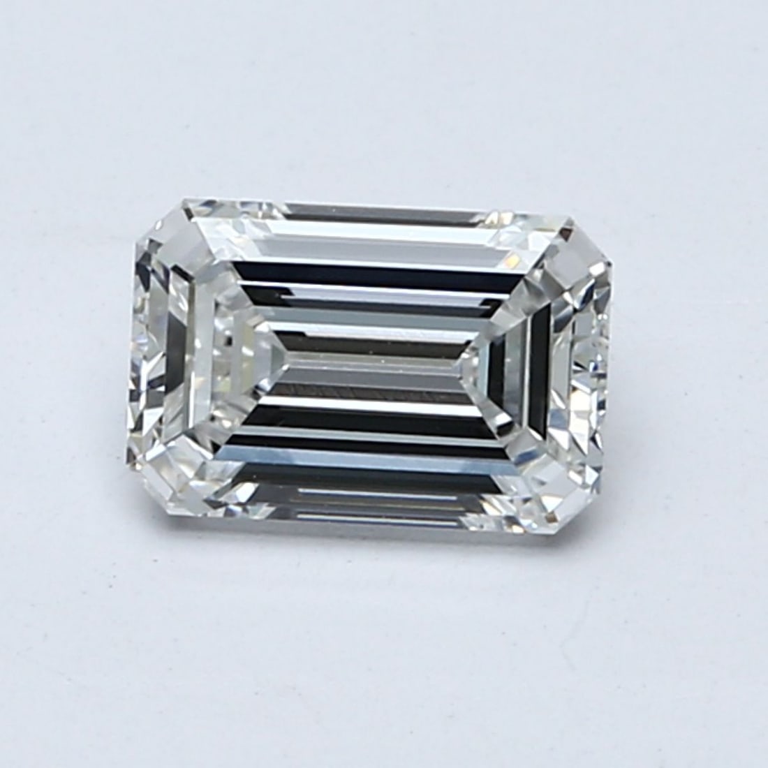 Loose Diamond - EMERALD 2.04ct D VVS2: Loose Diamond - EMERALD 2.04ct D VVS2 Source: This is a real non-mined Diamond that has been grown in a lab Shape: EMERALD Carats: 2.04 Color: D Clarity: VVS2 Certification: GIA Video: