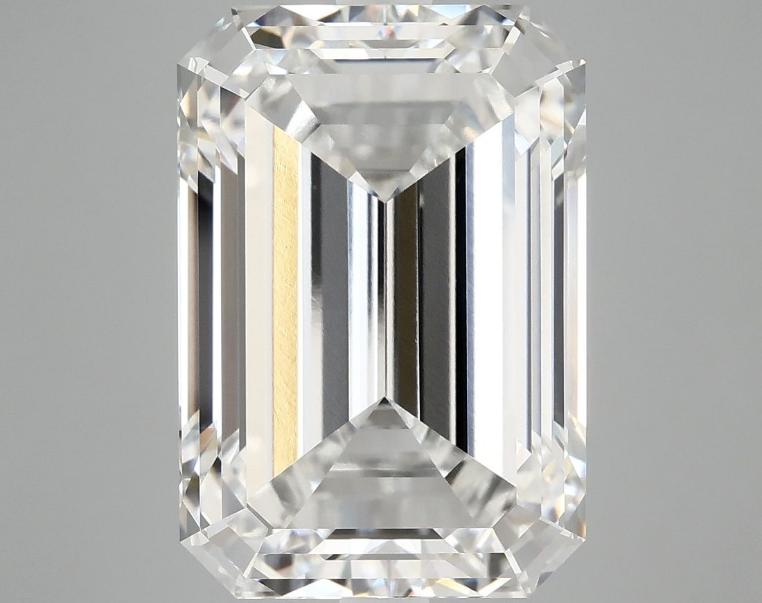 Loose Diamond - EMERALD 10.54ct F VVS2: Loose Diamond - EMERALD 10.54ct F VVS2 Source: This is a real non-mined Diamond that has been grown in a lab Shape: EMERALD Carats: 10.54 Color: F Clarity: VVS2 Certification: IGI Video: