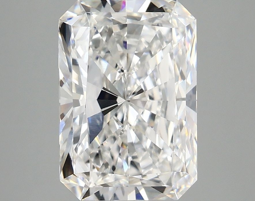 Loose Diamond - RADIANT 3.01ct E VVS2: Loose Diamond - RADIANT 3.01ct E VVS2 Source: This is a real non-mined Diamond that has been grown in a lab Shape: RADIANT Carats: 3.01 Color: E Clarity: VVS2 Certification: IGI Video:
