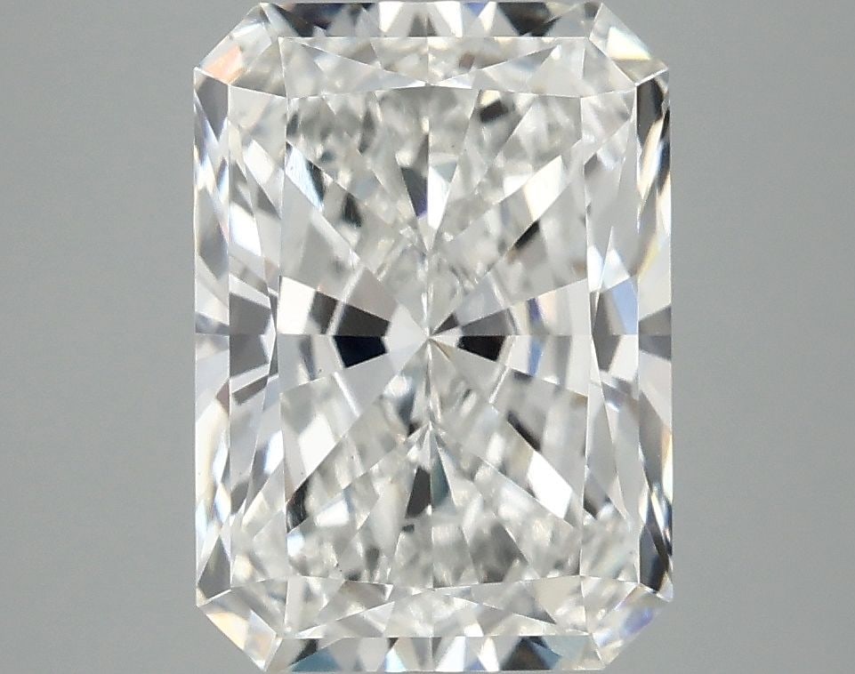 Loose Diamond - RADIANT 4.08ct E VS1: Loose Diamond - RADIANT 4.08ct E VS1 Source: This is a real non-mined Diamond that has been grown in a lab Shape: RADIANT Carats: 4.08 Color: E Clarity: VS1 Certification: IGI Video: Video Link