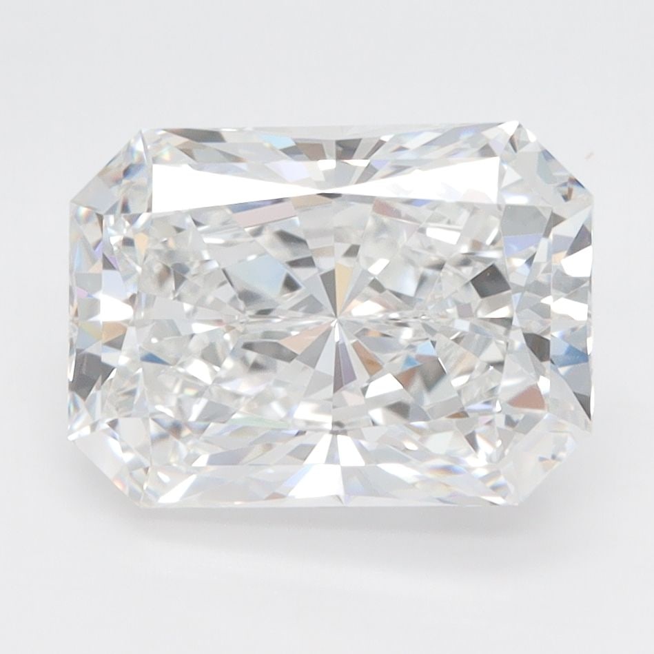 Loose Diamond - RADIANT 3.35ct E VVS1: Loose Diamond - RADIANT 3.35ct E VVS1 Source: This is a real non-mined Diamond that has been grown in a lab Shape: RADIANT Carats: 3.35 Color: E Clarity: VVS1 Certification: GIA Video: Video Link