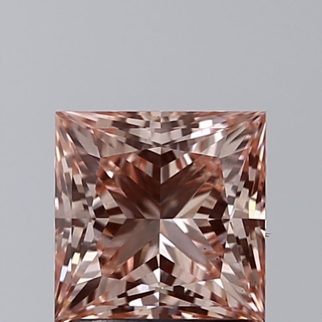 Loose Diamond - PRINCESS 1.41ct Fancy Intense Pink VS2: Loose Diamond - PRINCESS 1.41ct Fancy Intense Pink VS2 Source: This is a real non-mined Diamond that has been grown in a lab Shape: PRINCESS Carats: 1.41 Color: Fancy Intense Pink Certification: IGI V