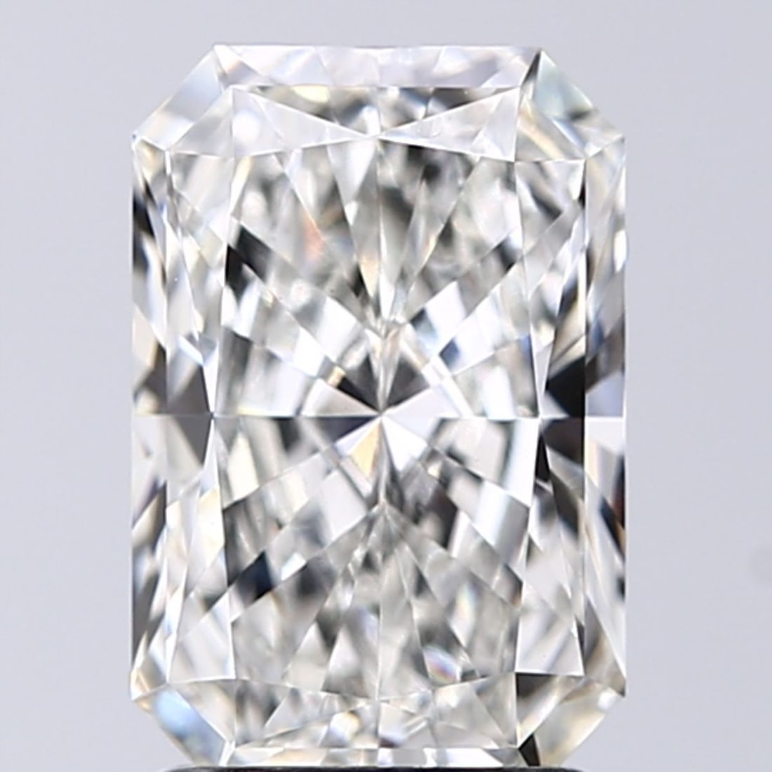 Loose Diamond - RADIANT 2.01ct G VVS2: Loose Diamond - RADIANT 2.01ct G VVS2 Source: This is a real non-mined Diamond that has been grown in a lab Shape: RADIANT Carats: 2.01 Color: G Clarity: VVS2 Certification: IGI Video: