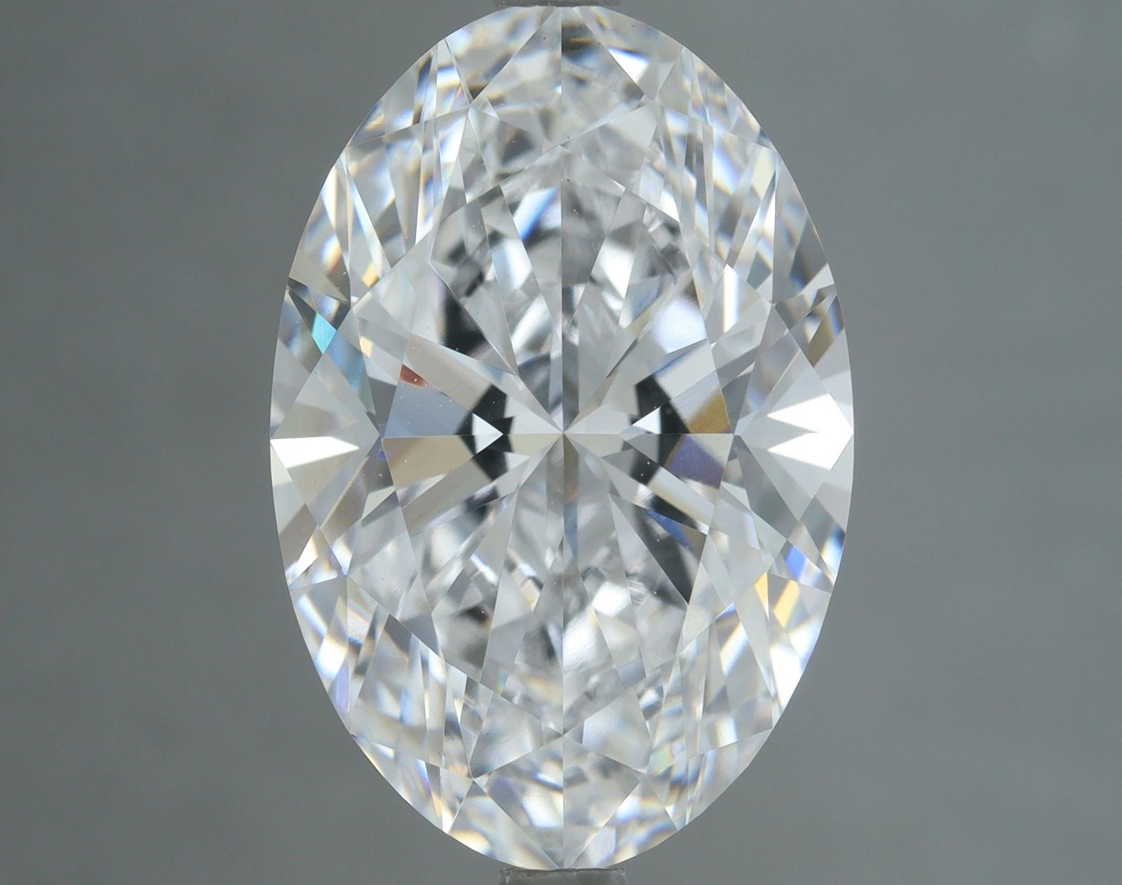 Loose Diamond - OVAL 5.04ct D VS1: Loose Diamond - OVAL 5.04ct D VS1 Source: This is a real non-mined Diamond that has been grown in a lab Shape: OVAL Carats: 5.04 Color: D Clarity: VS1 Certification: GIA Video: