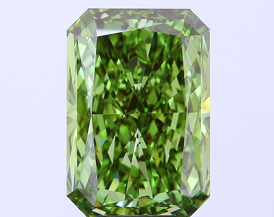Loose Diamond - RADIANT 9.09ct Fancy Vivid Green VVS2: Loose Diamond - RADIANT 9.09ct Fancy Vivid Green VVS2 Source: This is a real non-mined Diamond that has been grown in a lab Shape: RADIANT Carats: 9.09 Color: Fancy Vivid Green Certification: NONE Vid