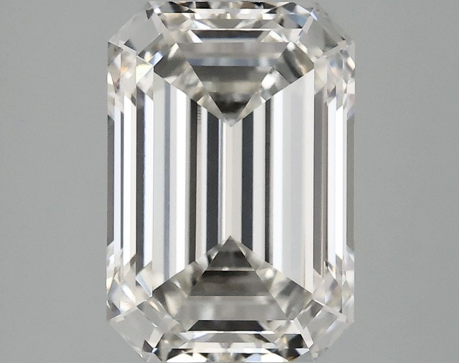Loose Diamond - EMERALD 3.07ct H VVS2: Loose Diamond - EMERALD 3.07ct H VVS2 Source: This is a real non-mined Diamond that has been grown in a lab Shape: EMERALD Carats: 3.07 Color: H Clarity: VVS2 Certification: IGI Video: