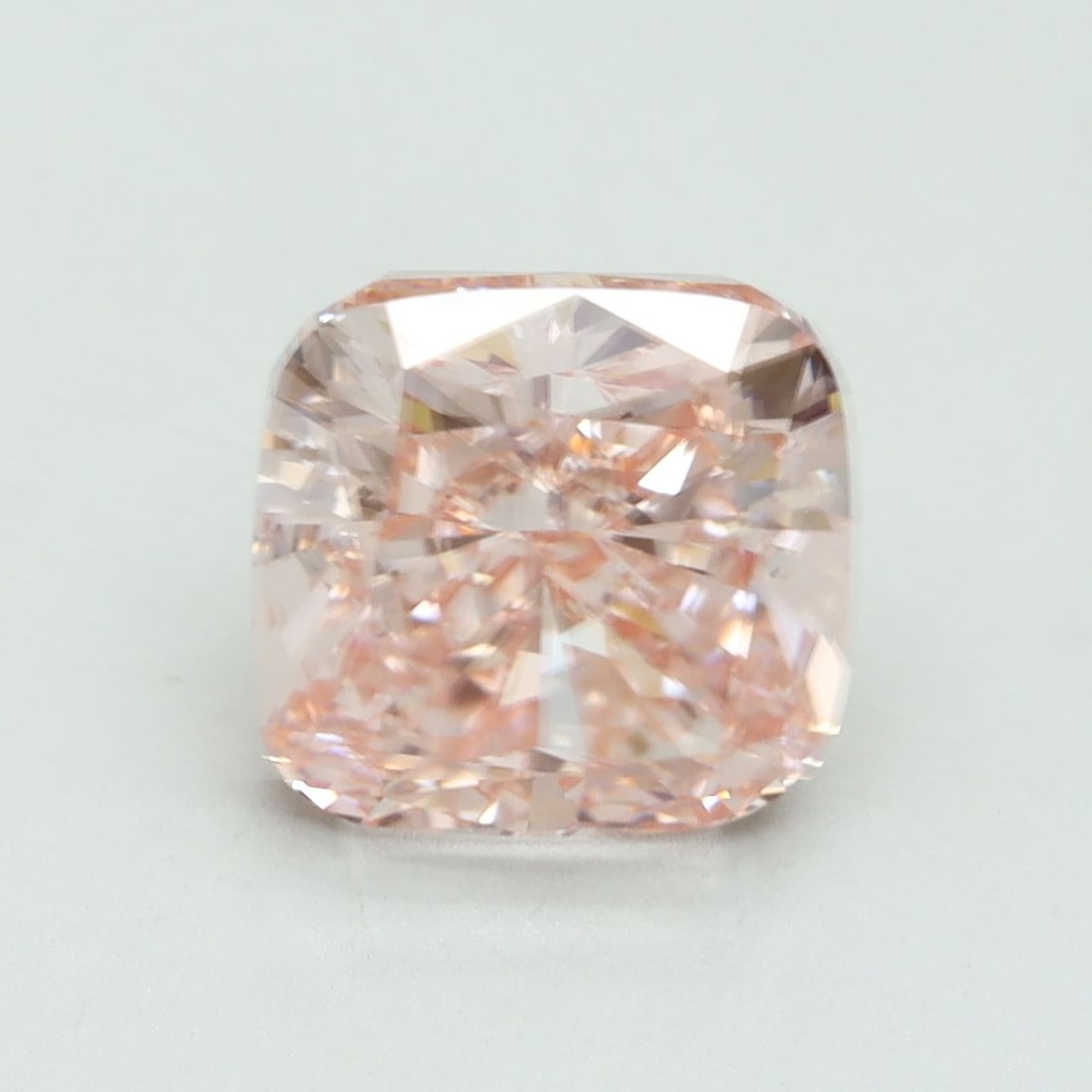 Loose Diamond - CUSHION MODIFIED 5.02ct Fancy Vivid Pink VS1: Loose Diamond - CUSHION MODIFIED 5.02ct Fancy Vivid Pink VS1 Source: This is a real non-mined Diamond that has been grown in a lab Shape: CUSHION MODIFIED Carats: 5.02 Color: Fancy Vivid Pink Certific