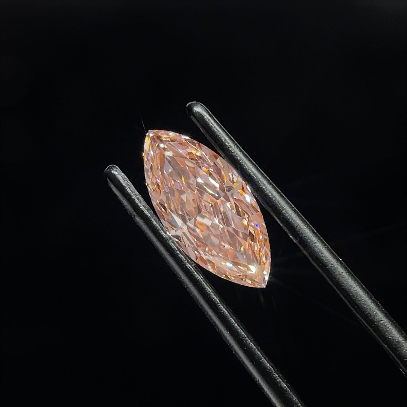 Loose Diamond - MARQUISE 1.5ct Fancy Intense Pink VVS2: Loose Diamond - MARQUISE 1.5ct Fancy Intense Pink VVS2 Source: This is a real non-mined Diamond that has been grown in a lab Shape: MARQUISE Carats: 1.5 Color: Fancy Intense Pink Certification: IGI Ad