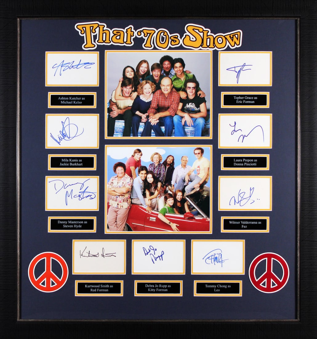 That 70's Show Signed Framed Display by 9 Cast Members Beckett Authenticated: That 70's Show Signed Framed Display by 9 Cast Members Beckett Authenticated This remarkable autographed framed display features signatures from the talented cast of 'That 70's Show', including Ashton