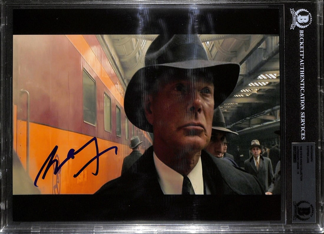 Stephen Lang Autographed 8x10 Public Enemies Photo Beckett Graded 10: Stephen Lang Autographed 8x10 Public Enemies Photo Beckett Graded 10 This is an original 8x10 photograph autographed by Stephen Lang, who portrayed Charles Winstead in the movie Public Enemies. The si