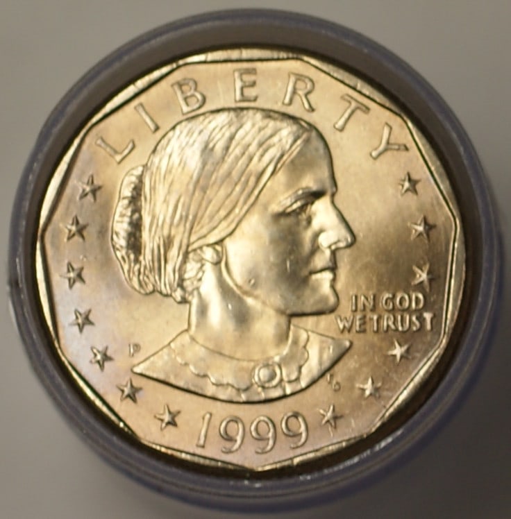 Roll of 25 Uncirculated 1999 P Susan B Anthony Dollar Coins: Roll of 25 Uncirculated 1999 P Susan B Anthony Dollar Coins This is a roll of 25 uncirculated 1999 P Susan B. Anthony $1 coins from the United States. The coins are uncertified and in pre-owned condit