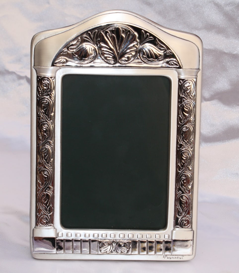 Italian Brand New Sterling Silver Picture Frame Floral Design Signed Hallmarked (1 of 7)