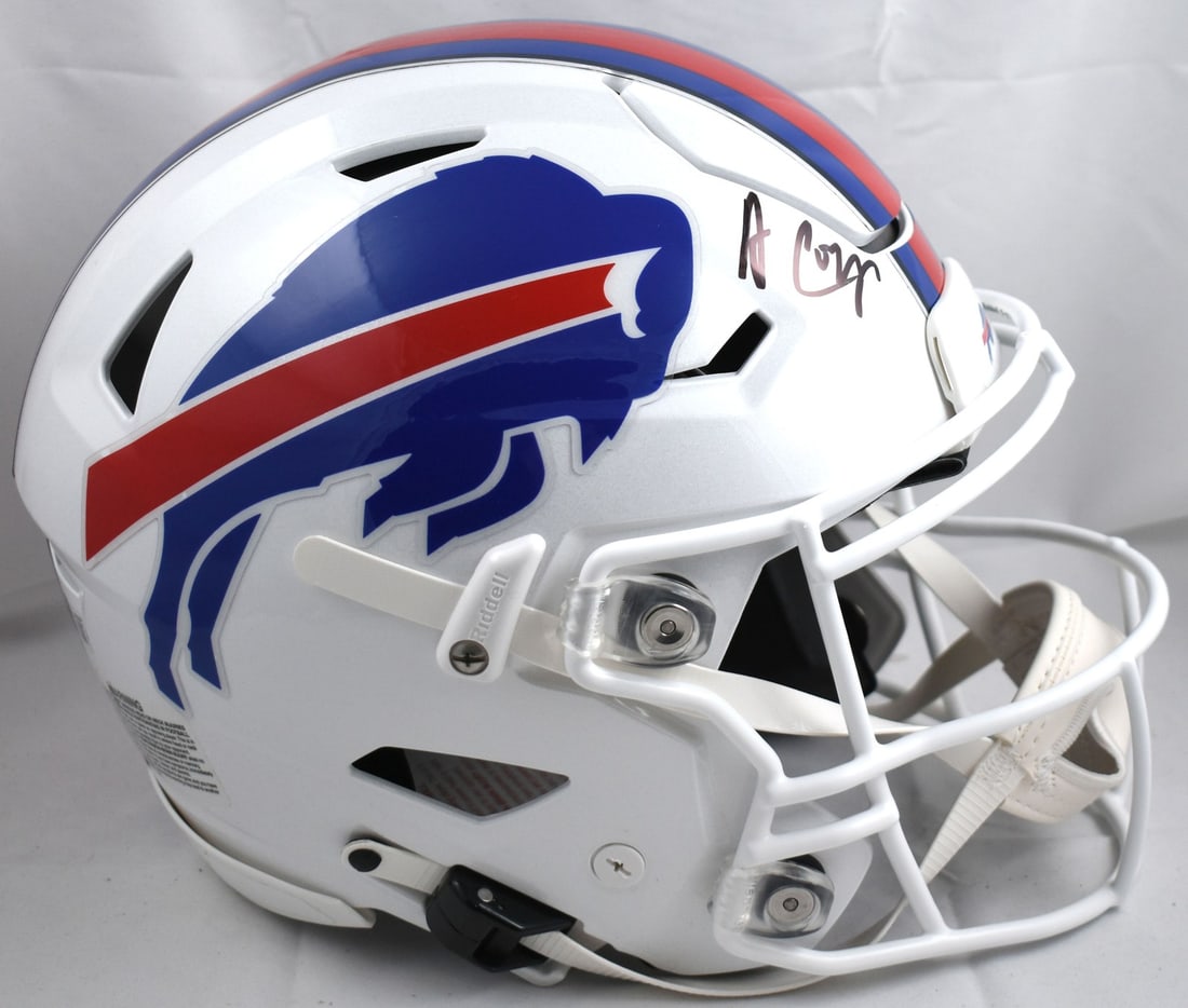 Amari Cooper Autographed Buffalo Bills SpeedFlex Helmet Beckett Hologram: Amari Cooper Autographed Buffalo Bills SpeedFlex Helmet Beckett Hologram This is an original, pre-owned full-size SpeedFlex helmet signed by NFL player Amari Cooper, representing the Buffalo Bills. Th