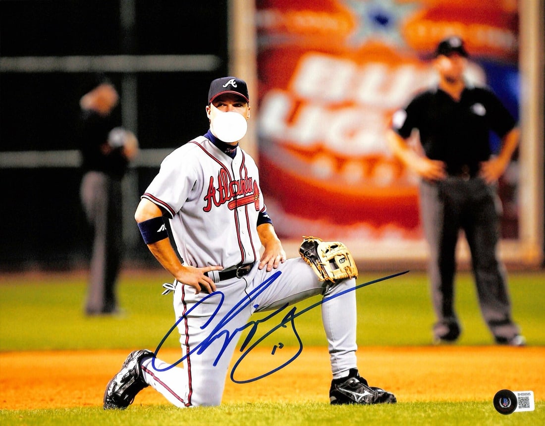 11x14 Photo Signed by Chipper Jones Atlanta Braves HOF Beckett Authenticated: 11x14 Photo Signed by Chipper Jones Atlanta Braves HOF Beckett Authenticated This autographed 11x14 photograph features Atlanta Braves Hall of Famer Chipper Jones. The photograph is signed in blue per