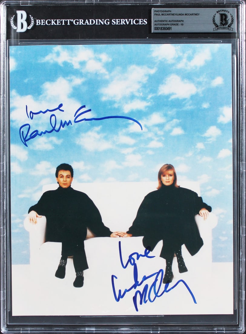 Paul & Linda McCartney Signed 8x10 Photo Graded Gem Mint 10 Beckett Authenticated: Paul & Linda McCartney Signed 8x10 Photo Graded Gem Mint 10 Beckett Authenticated This stunning 8x10 photograph features the iconic duo Paul McCartney and Linda McCartney, personally signed with the h