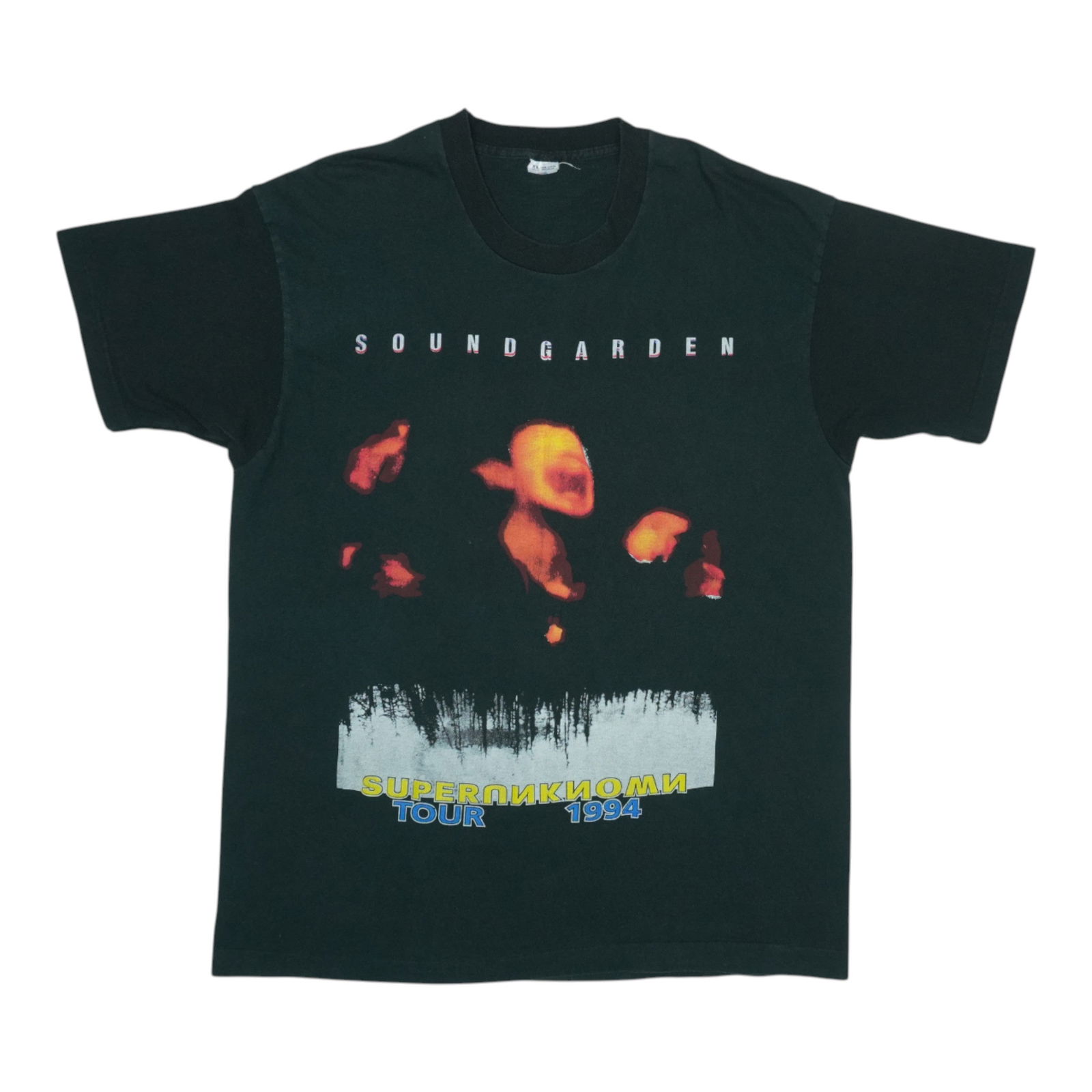 Vintage 1994 Superunknown Tour T-Shirt by Soundgarden Black Cotton XL: Vintage 1994 Superunknown Tour T-Shirt by Soundgarden Black Cotton XL This is an original vintage 1994 Soundgarden Superunknown Tour shirt featuring both front and back graphics. It is a true vintage