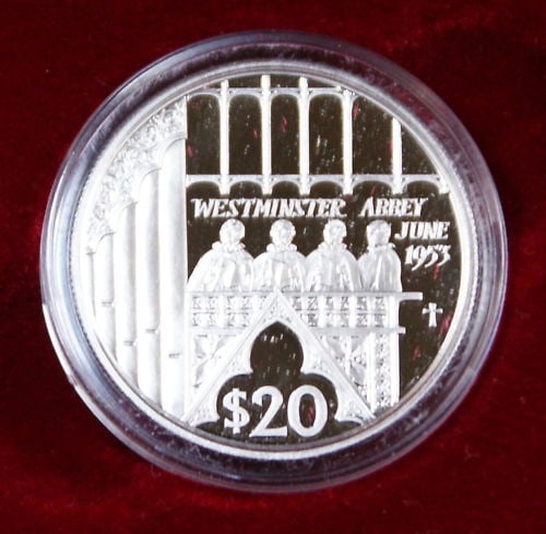 2002 Platinum $20 Fiji Proof Coin Westminster Abbey in Box with COA: 2002 Platinum $20 Fiji Proof Coin Westminster Abbey in Box with COA This 2002 Fiji $20 proof coin commemorates Westminster Abbey and is struck from 0.995 fine platinum. Issued in a limited mintage of