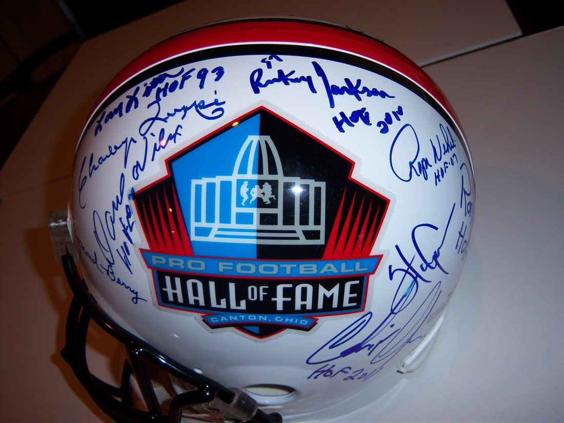Dick Butkus Earl Campbell Gale Sayers Signed Helmet 19 Sig JSA COA (1 of 3)