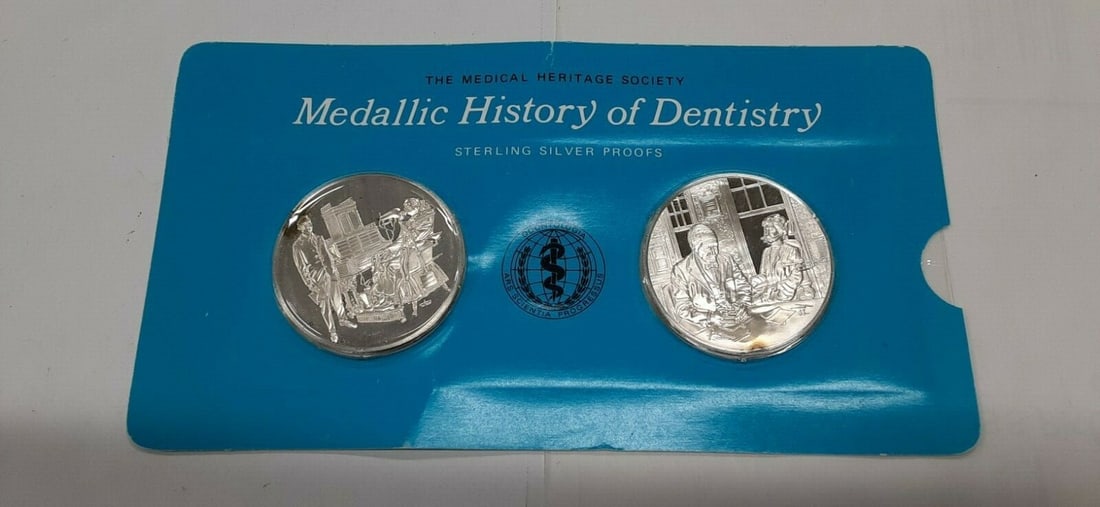 Franklin Mint Sterling Silver Proof Dental History Medal Pair G Snow C E Kells: Franklin Mint Sterling Silver Proof Dental History Medal Pair G Snow C E Kells This is a set of Franklin Mint sterling silver proof medals from the Medallic History of Dentistry series. Each card incl