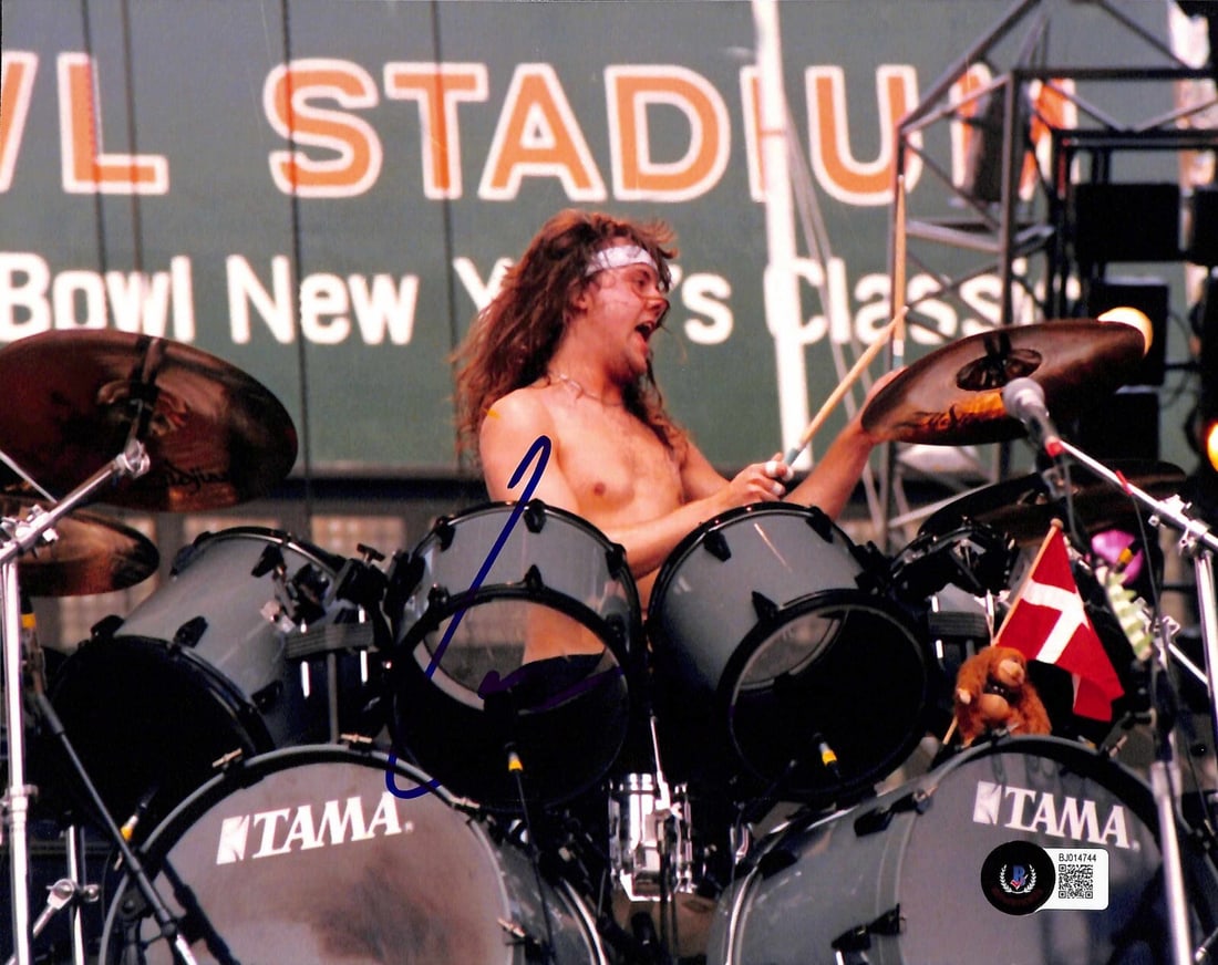 Autographed 8x10 Photograph Lars Ulrich Metallica Drummer Beckett Certified: Autographed 8x10 Photograph Lars Ulrich Metallica Drummer Beckett Certified This is an autographed 8x10 photograph signed in blue permanent marker by Lars Ulrich, the drummer and co-founder of Metalli