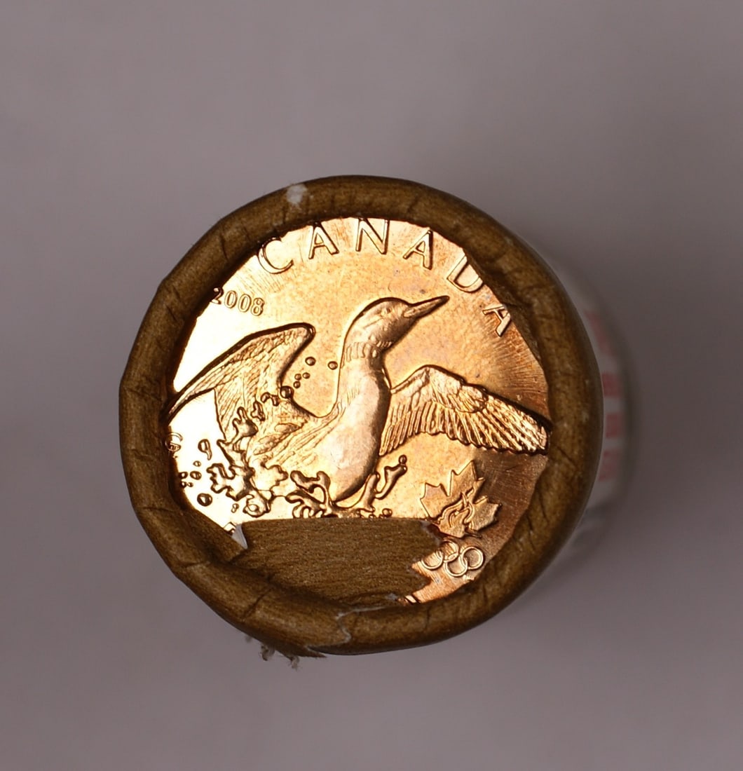 Roll of 25 2008 Lucky Loonie $1 Coins Vancouver Olympic Uncirculated: Roll of 25 2008 Lucky Loonie $1 Coins Vancouver Olympic Uncirculated This is a 2008 Lucky Loonie $1 coin roll commemorating the Vancouver 2010 Olympic Winter Games. The coins are uncirculated and rema