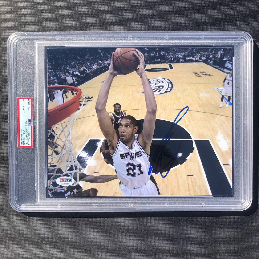Tim Duncan Signed 8x10 Photo PSA 10 Gem Mint San Antonio Spurs (1 of 3)