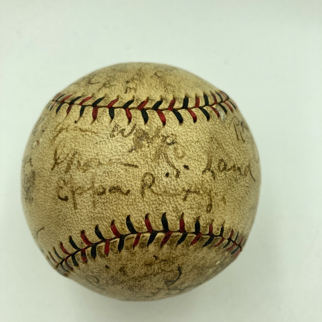 1927 Cincinnati Reds Team Signed Baseball Eppa Rixey JSA Authenticated: 1927 Cincinnati Reds Team Signed Baseball Eppa Rixey JSA Authenticated This rare 1927 Cincinnati Reds Team Signed National League Baseball features the autographs of notable players including Eppa Rix