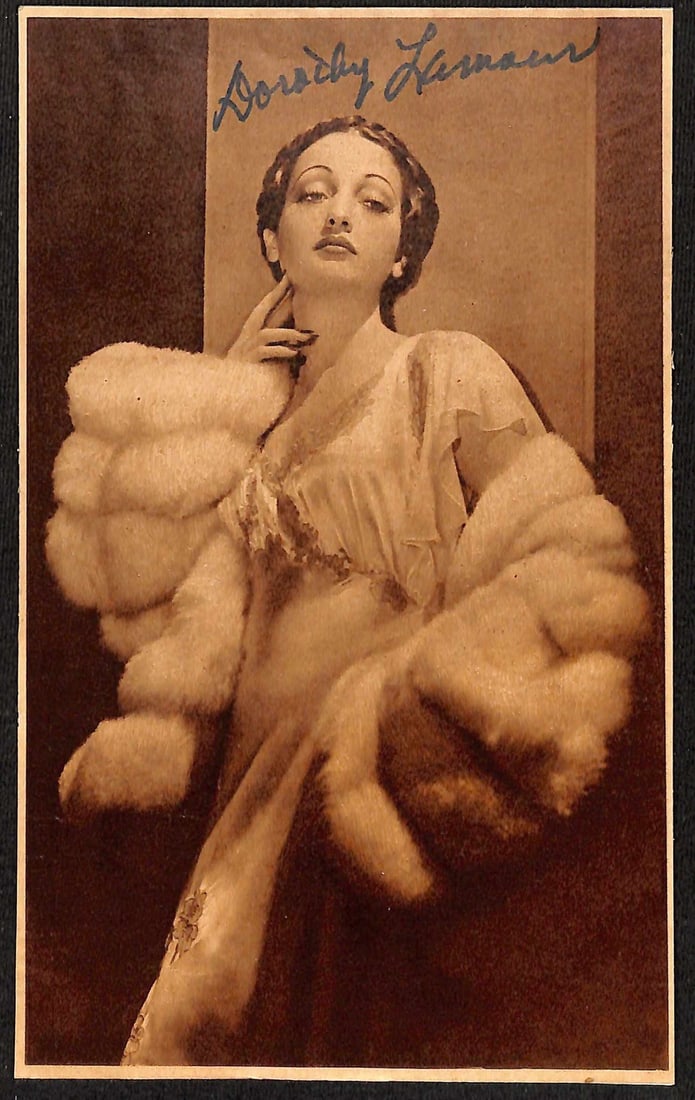 Dorothy Lamour Signed Vintage Photo 7.5x5 Beckett Certified (1 of 1)