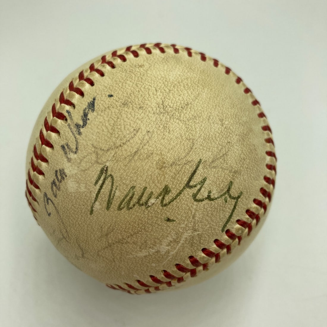 1950s Hall Of Fame Multi Signed Baseball by Giles Combs Frisch Mays Feller: 1950s Hall Of Fame Multi Signed Baseball by Giles Combs Frisch Mays Feller This official National League baseball from the 1950s is a remarkable collector's item, featuring the signatures of multiple