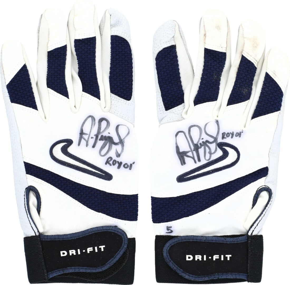 Albert Pujols 2001 Dual-Signed Game-Used Batting Gloves JSA COA: Albert Pujols 2001 Dual-Signed Game-Used Batting Gloves JSA COA Celebrate the remarkable career of Albert Pujols with this pair of game-used dual-signed batting gloves from his 2001 NL Rookie of the Y