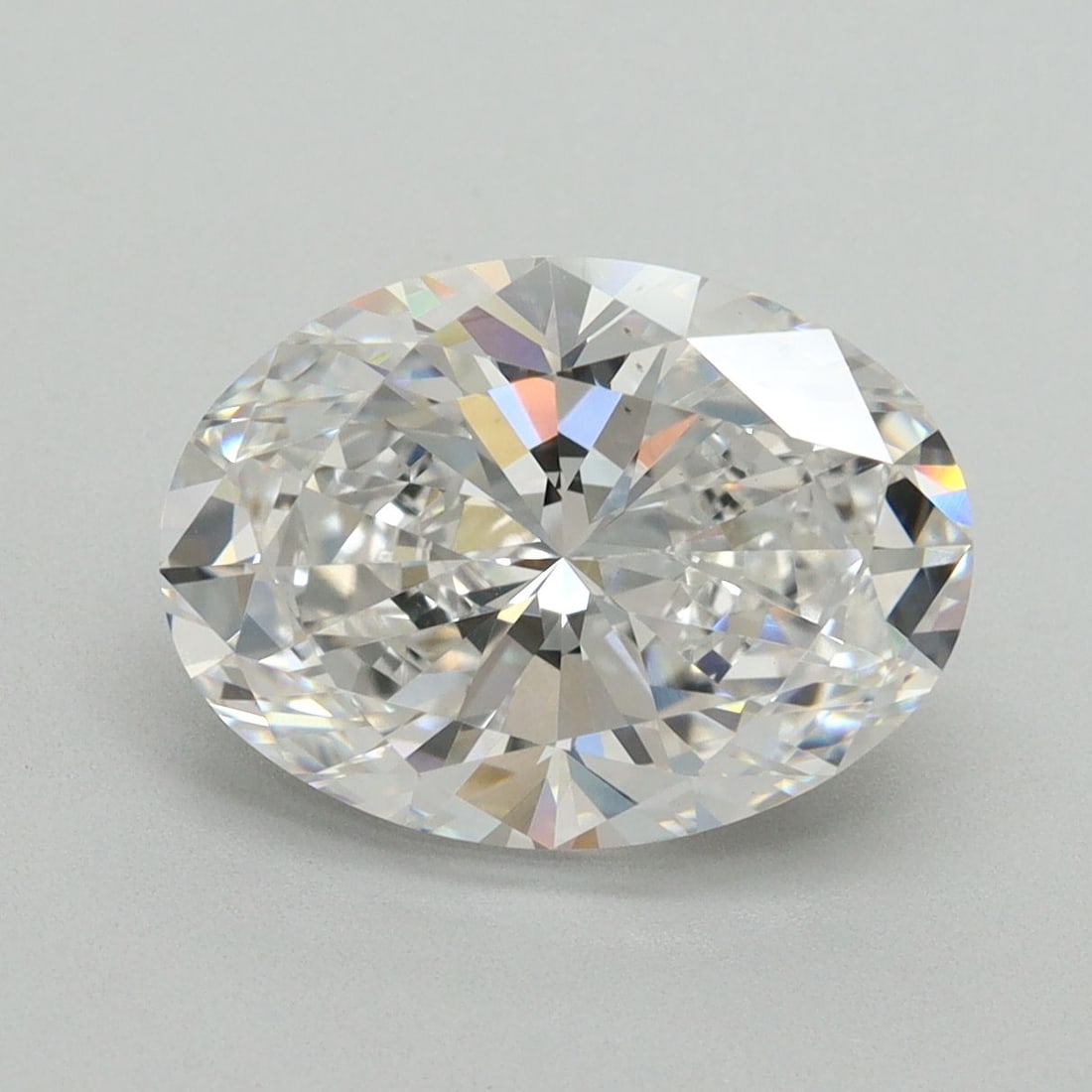 Loose Diamond - OVAL 4.01ct F VS2: Loose Diamond - OVAL 4.01ct F VS2 Source: This is a real non-mined Diamond that has been grown in a lab Shape: OVAL Carats: 4.01 Color: F Clarity: VS2 Certification: NONE Video:
