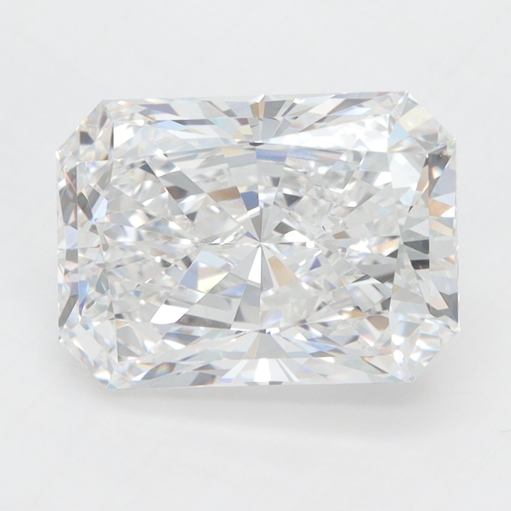 Loose Diamond - RADIANT 4.33ct D IF: Loose Diamond - RADIANT 4.33ct D IF Source: This is a real non-mined Diamond that has been grown in a lab Shape: RADIANT Carats: 4.33 Color: D Clarity: IF Certification: IGI Video: