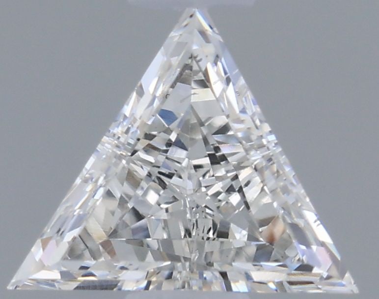 Loose Diamond - TRIANGULAR 0.37ct E VS2: Loose Diamond - TRIANGULAR 0.37ct E VS2 Source: This is a real non-mined Diamond that has been grown in a lab Shape: TRIANGULAR Carats: 0.37 Color: E Clarity: VS2 Certification: IGI Video: