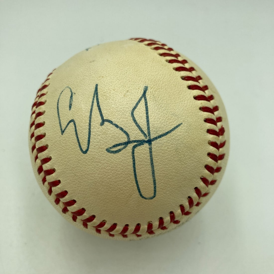 Lyndon B. Johnson Signed National League Baseball with Sinatra and Humphrey JSA COA: Lyndon B. Johnson Signed National League Baseball with Sinatra and Humphrey JSA COA This is a remarkable piece of history featuring a 1960s National League baseball signed by President Lyndon B. Johns