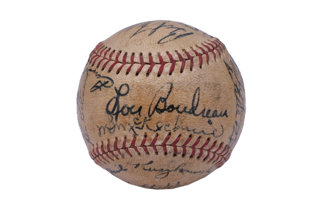 1949 Cleveland Indians Team Signed Baseball with Beckett COA: 1949 Cleveland Indians Team Signed Baseball with Beckett COA This original 1949 Cleveland Indians team-signed baseball is a remarkable collector's item. It features notable signatures from legendary p