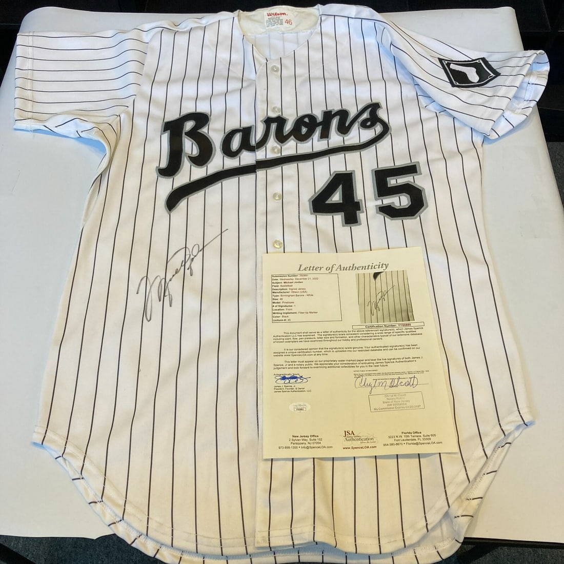 Michael Jordan Signed Birmingham Barons Jersey with JSA COA: Michael Jordan Signed Birmingham Barons Jersey with JSA COA This original Birmingham Barons baseball jersey, signed by basketball legend Michael Jordan, is a must-have for any sports memorabilia colle