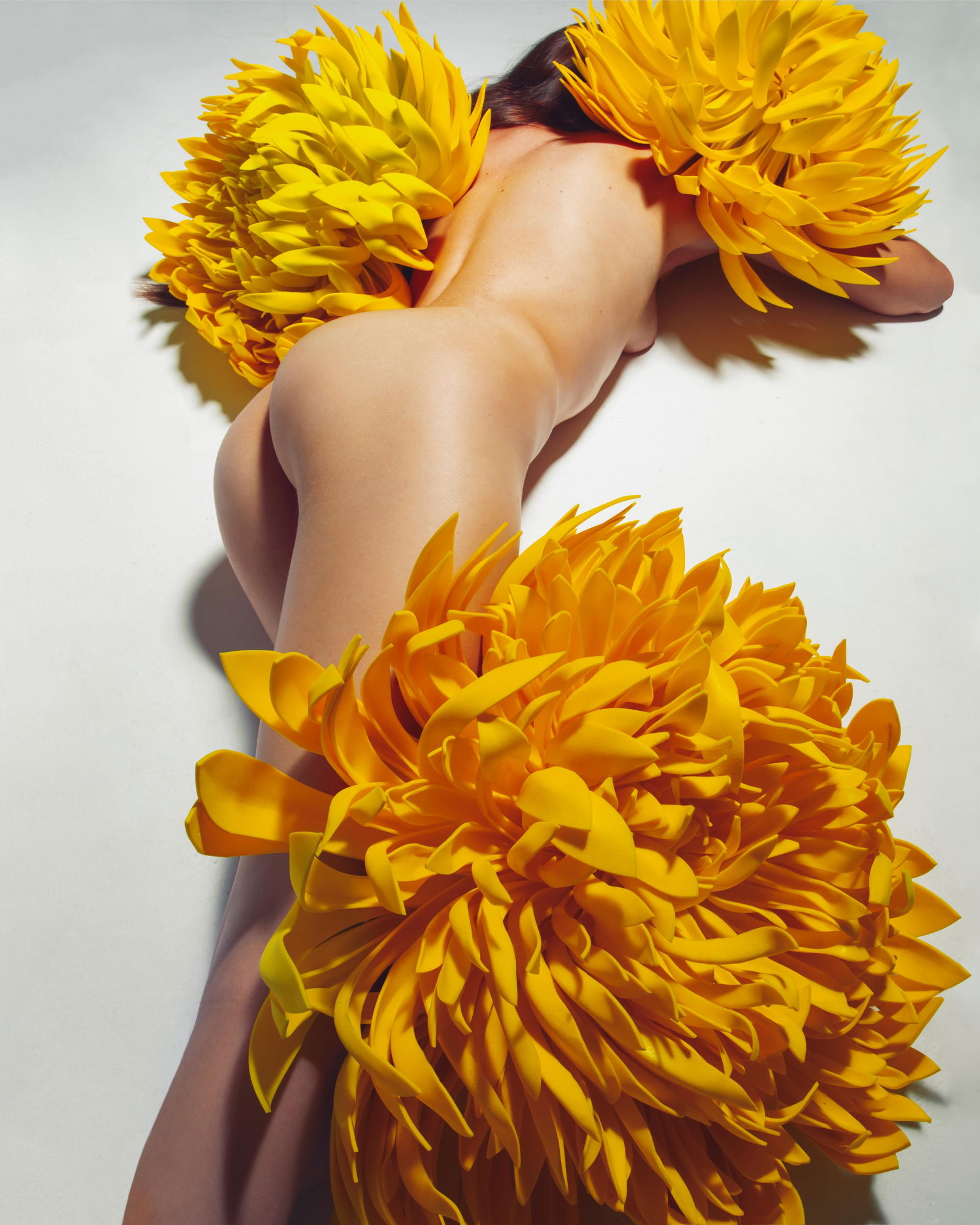 Kissing Eden by Aaron McPolin 30 x 24 Contemporary Nude Photography Ed. 1/7: Kissing Eden by Aaron McPolin 30 x 24 Contemporary Nude Photography Ed. 1/7 "Kissing Eden" is a striking piece of nude figurative photography, showcasing the delicate interplay of vulnerability and st