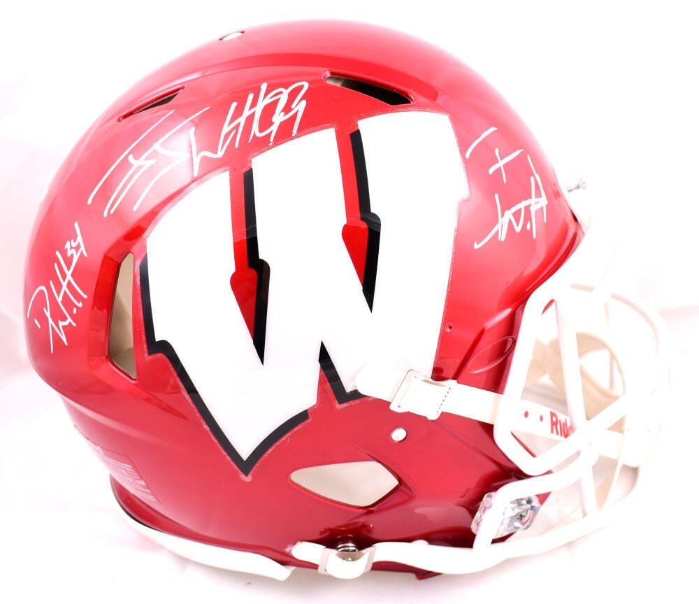 JJ Watt Signed Wisconsin Badgers Authentic Full Size Helmet Beckett Authenticated: JJ Watt Signed Wisconsin Badgers Authentic Full Size Helmet Beckett Authenticated This authentic full-size flash speed helmet, signed by JJ Watt, Derek Watt, and TJ Watt, showcases a unique piece of f