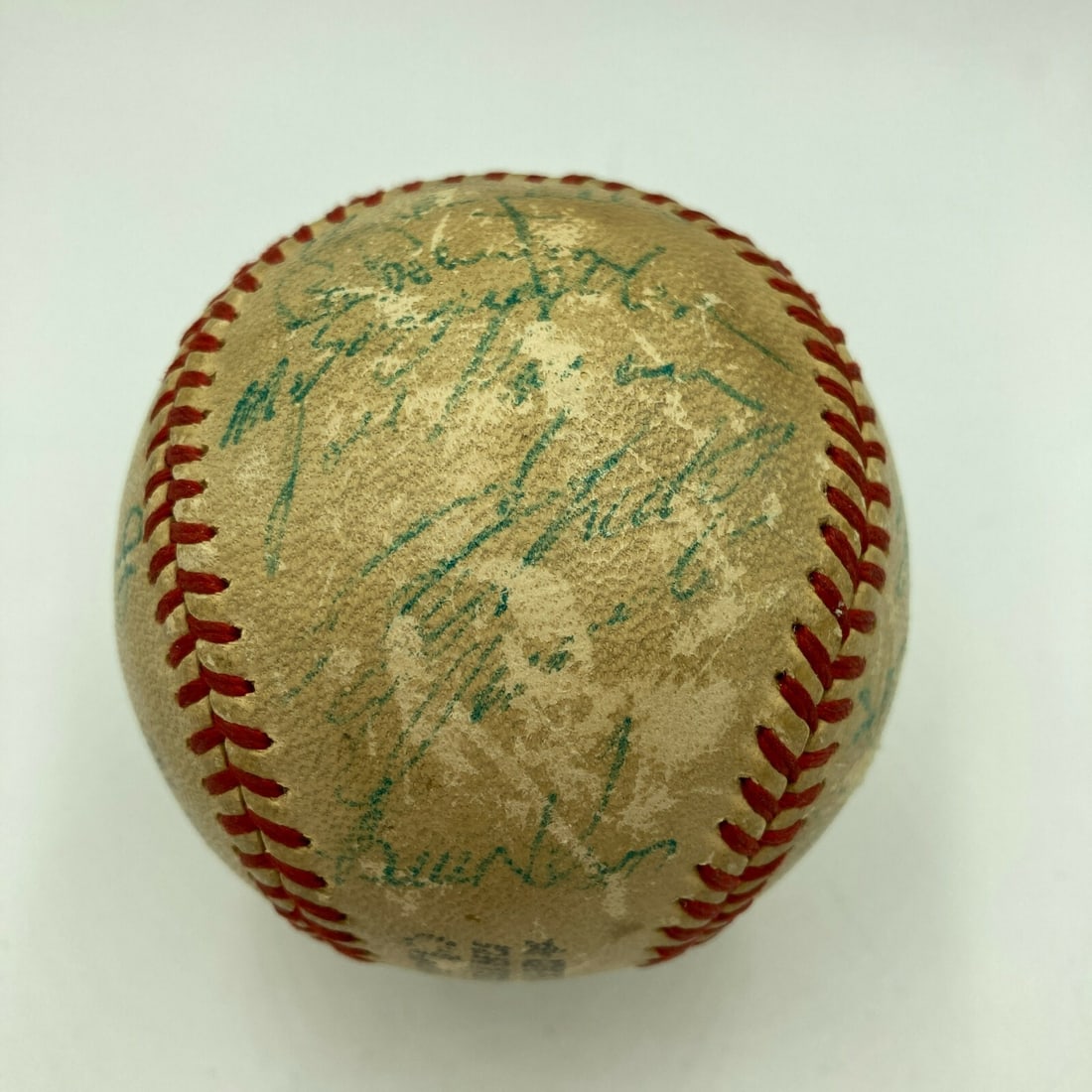 Roberto Clemente 1972 Pirates Team Signed Baseball BAS Authenticated (1 of 11)