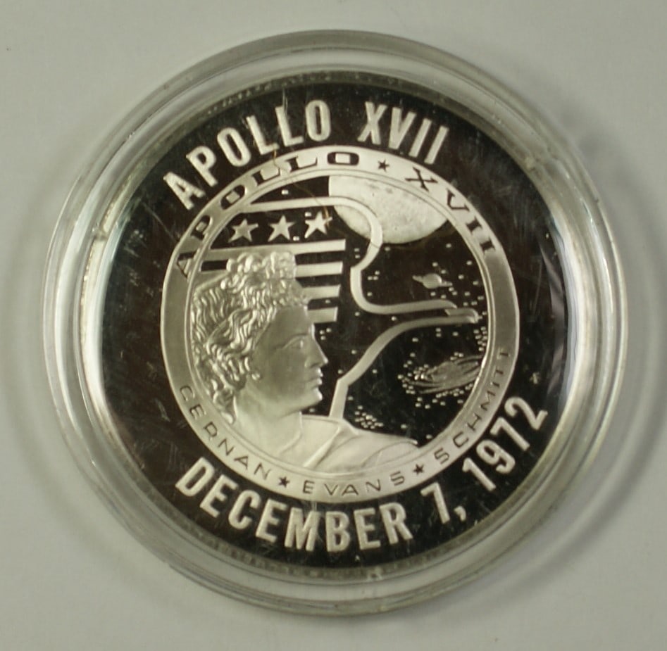 Sterling Silver Apollo 17 Proof Medal .925 Fine (1 of 2)
