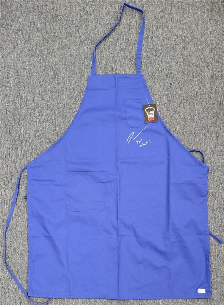 Jeremy Allen White Signed Blue Apron from The Bear Beckett Authenticated: Jeremy Allen White Signed Blue Apron from The Bear Beckett Authenticated Elevate your culinary collection with this authentic blue apron signed by Jeremy Allen White, the star of the acclaimed show 'T