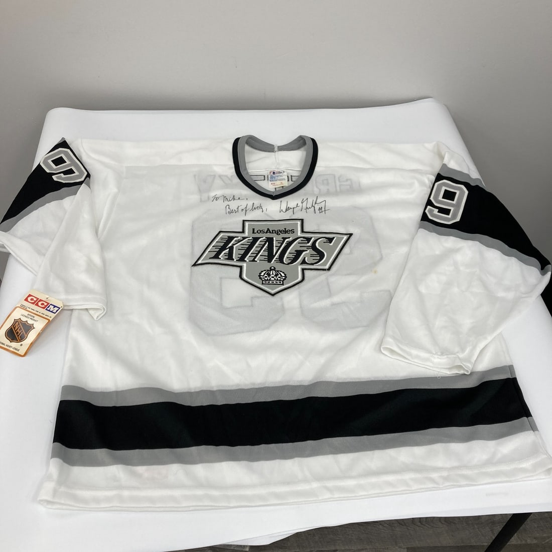 Wayne Gretzky Signed Los Angeles Kings CCM Game Jersey Beckett Certified (1 of 9)